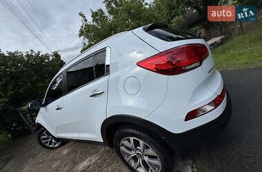 Позашляховик / Кросовер Kia Sportage 2015 в 