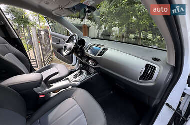 Позашляховик / Кросовер Kia Sportage 2015 в 