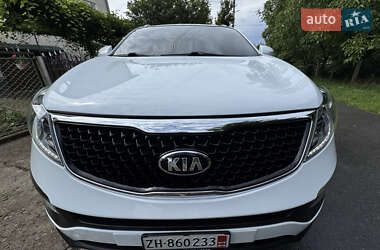 Позашляховик / Кросовер Kia Sportage 2015 в 