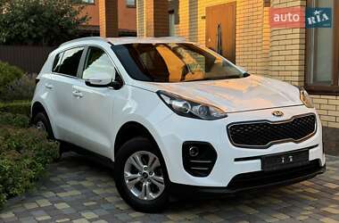 Внедорожник / Кроссовер Kia Sportage 2016 в 