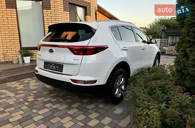 Внедорожник / Кроссовер Kia Sportage 2016 в 