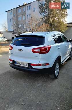 Позашляховик / Кросовер Kia Sportage 2012 в Одесі