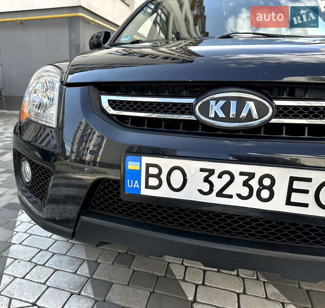 Позашляховик / Кросовер Kia Sportage 2008 в Івано-Франківську
