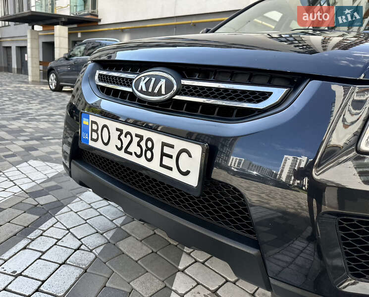 Позашляховик / Кросовер Kia Sportage 2008 в Івано-Франківську