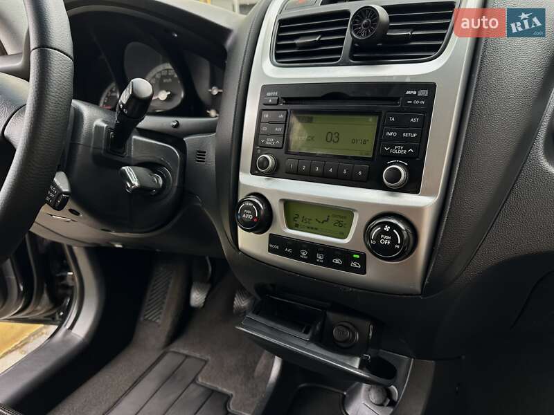 Позашляховик / Кросовер Kia Sportage 2008 в Івано-Франківську