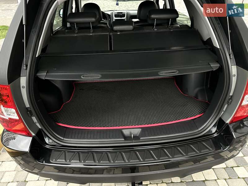 Позашляховик / Кросовер Kia Sportage 2008 в Івано-Франківську