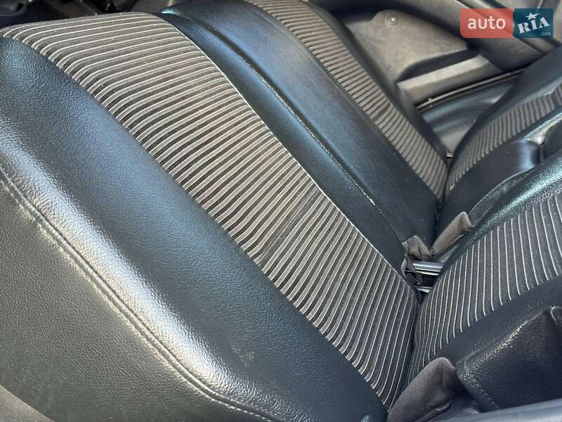 Позашляховик / Кросовер Kia Sportage 2008 в Охтирці