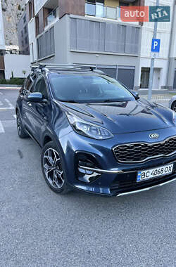 Позашляховик / Кросовер Kia Sportage 2016 в Львові