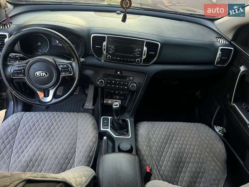 Внедорожник / Кроссовер Kia Sportage 2017 в Тернополе