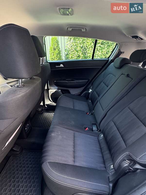 Внедорожник / Кроссовер Kia Sportage 2019 в Черновцах