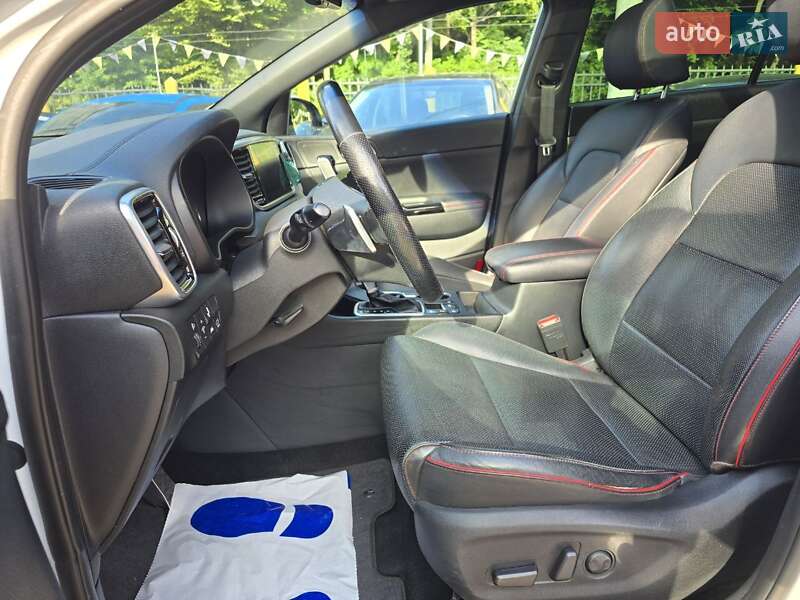 Внедорожник / Кроссовер Kia Sportage 2018 в Львове