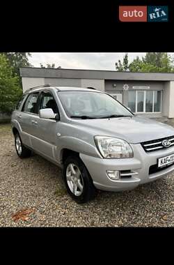 Позашляховик / Кросовер Kia Sportage 2006 в Чернівцях