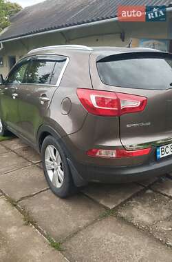 Внедорожник / Кроссовер Kia Sportage 2012 в Городке