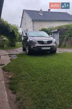 Внедорожник / Кроссовер Kia Sportage 2012 в Городке