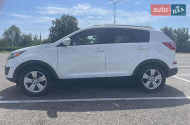 Позашляховик / Кросовер Kia Sportage 2011 в Чернівцях