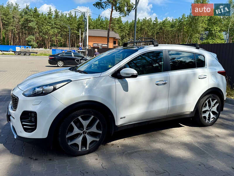 Внедорожник / Кроссовер Kia Sportage 2016 в Ирпене