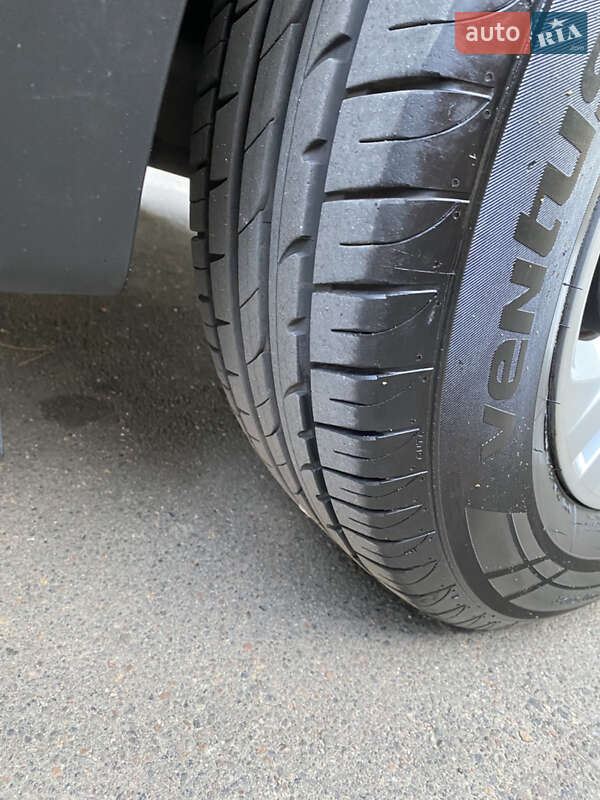 Внедорожник / Кроссовер Kia Sportage 2016 в Одессе