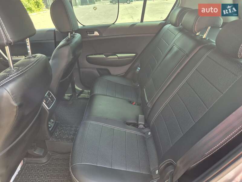 Внедорожник / Кроссовер Kia Sportage 2019 в Киеве