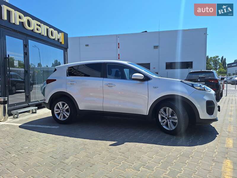 Внедорожник / Кроссовер Kia Sportage 2015 в Одессе