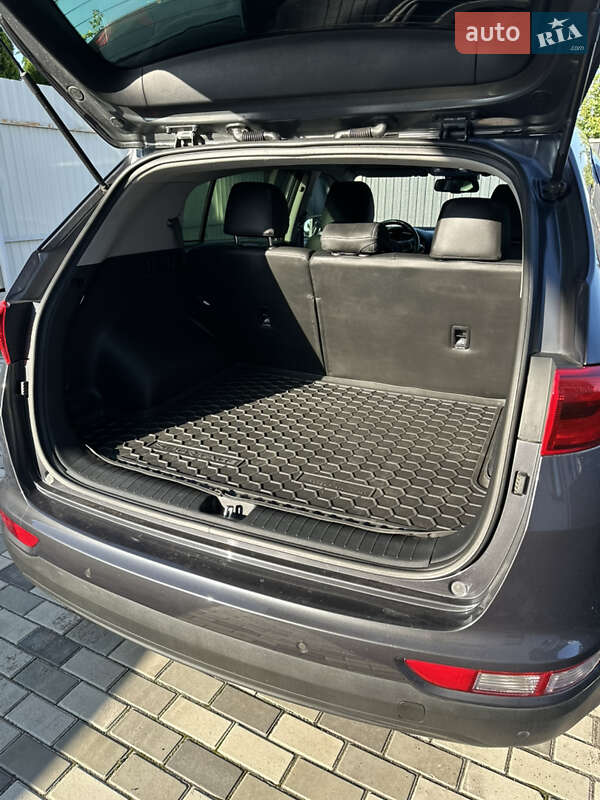 Позашляховик / Кросовер Kia Sportage 2017 в Києві