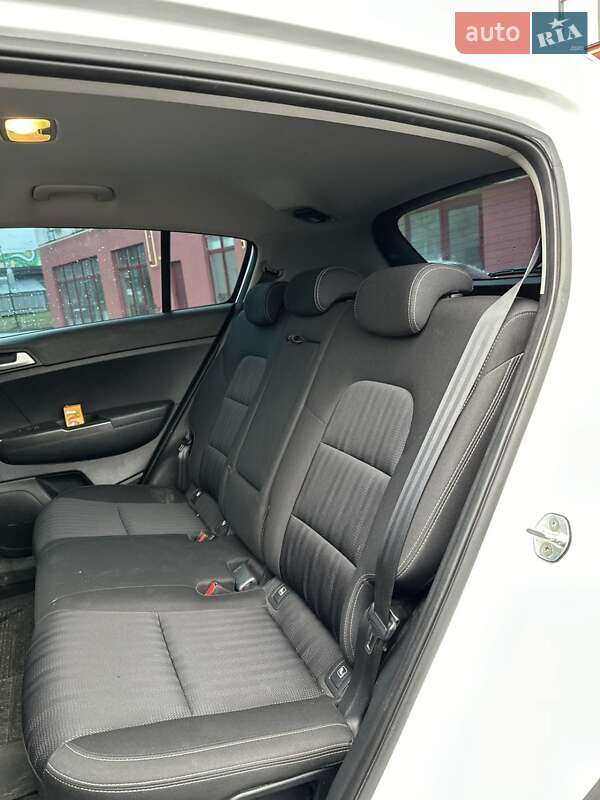 Внедорожник / Кроссовер Kia Sportage 2019 в Киеве