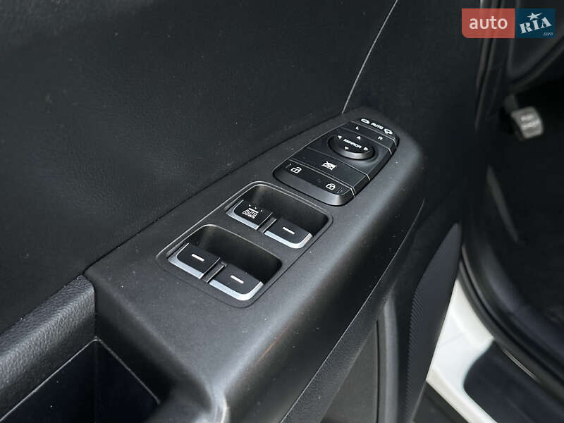 Внедорожник / Кроссовер Kia Sportage 2020 в Днепре