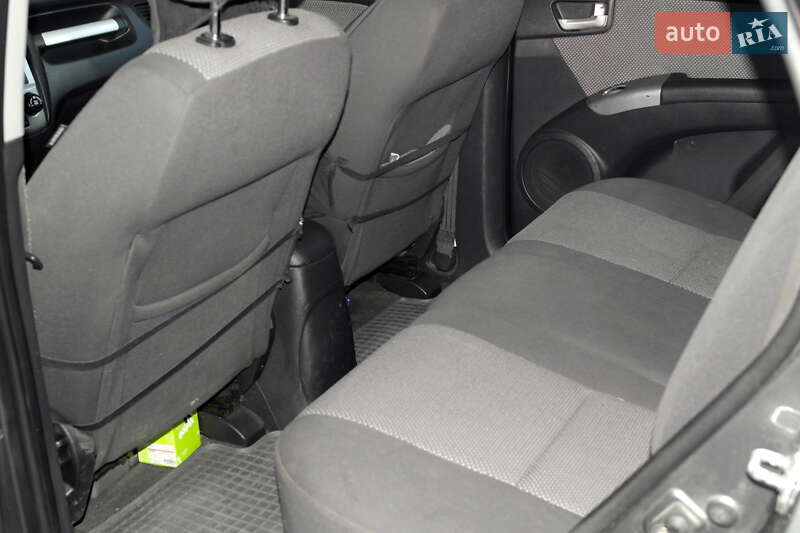 Внедорожник / Кроссовер Kia Sportage 2009 в Заболотове