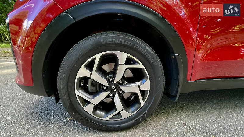 Внедорожник / Кроссовер Kia Sportage 2020 в Черновцах