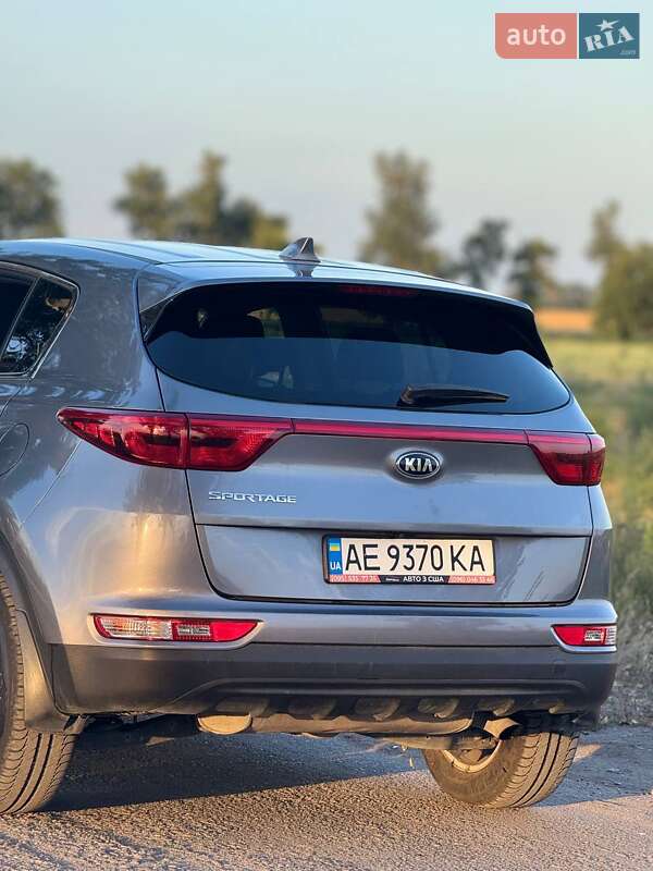 Внедорожник / Кроссовер Kia Sportage 2017 в Каменском фото 12 Внедорожник / Кроссовер Kia Sportage 2017 в Каменском