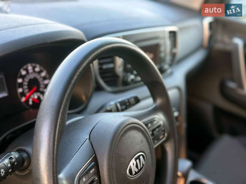 Внедорожник / Кроссовер Kia Sportage 2017 в Каменском фото 16 Внедорожник / Кроссовер Kia Sportage 2017 в Каменском