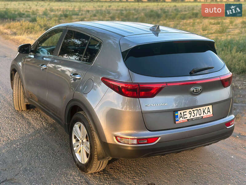 Внедорожник / Кроссовер Kia Sportage 2017 в Каменском фото 3 Внедорожник / Кроссовер Kia Sportage 2017 в Каменском
