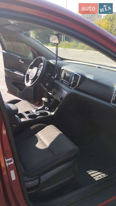 Позашляховик / Кросовер Kia Sportage 2017 в Львові фото 4 Позашляховик / Кросовер Kia Sportage 2017 в Львові