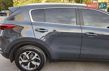 Позашляховик / Кросовер Kia Sportage 2021 в 