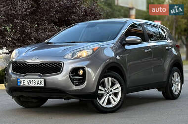 Позашляховик / Кросовер Kia Sportage 2016 в Дніпрі