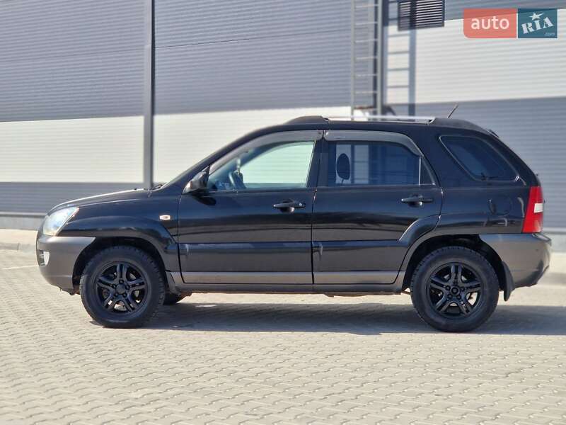 Внедорожник / Кроссовер Kia Sportage 2005 в Ивано-Франковске