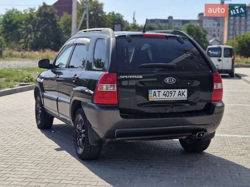 Внедорожник / Кроссовер Kia Sportage 2005 в Ивано-Франковске