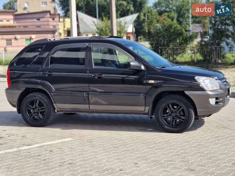 Внедорожник / Кроссовер Kia Sportage 2005 в Ивано-Франковске