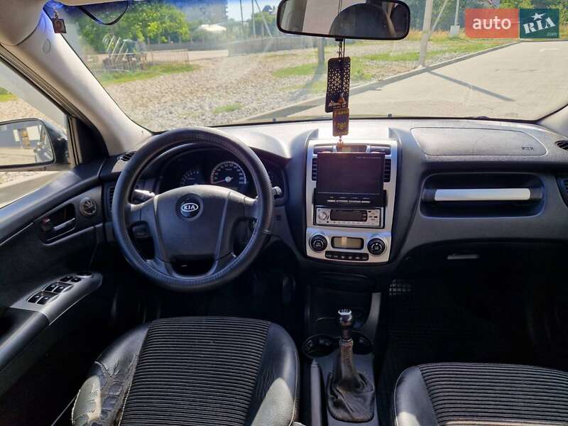 Внедорожник / Кроссовер Kia Sportage 2005 в Ивано-Франковске