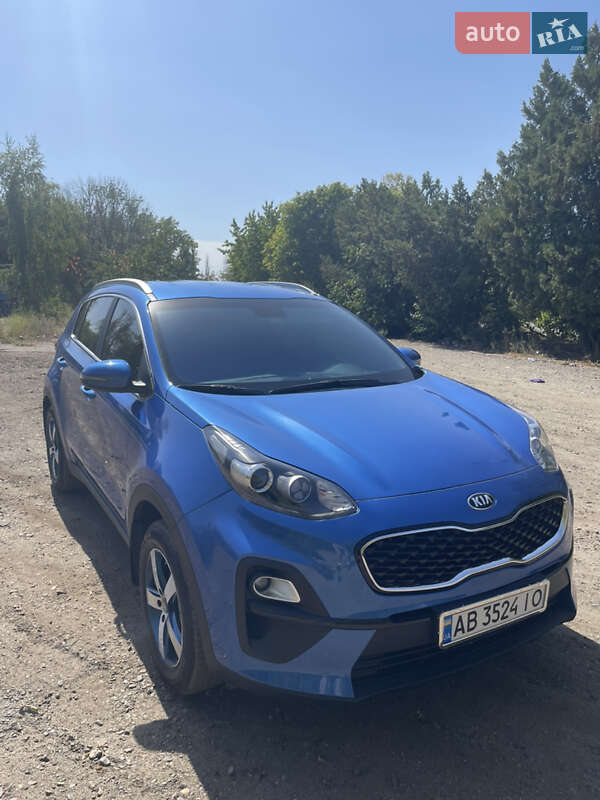 Внедорожник / Кроссовер Kia Sportage 2021 в Песчанке