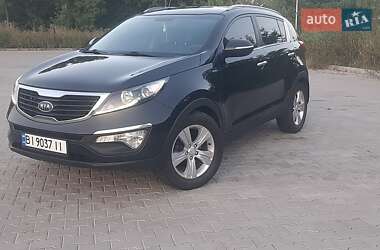 Позашляховик / Кросовер Kia Sportage 2011 в Полтаві