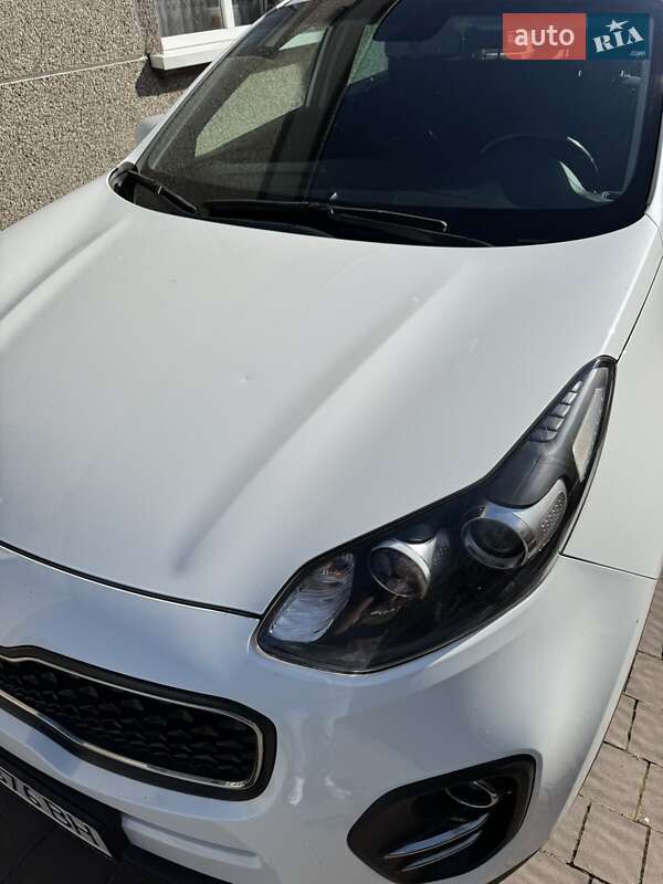 Внедорожник / Кроссовер Kia Sportage 2017 в Тернополе