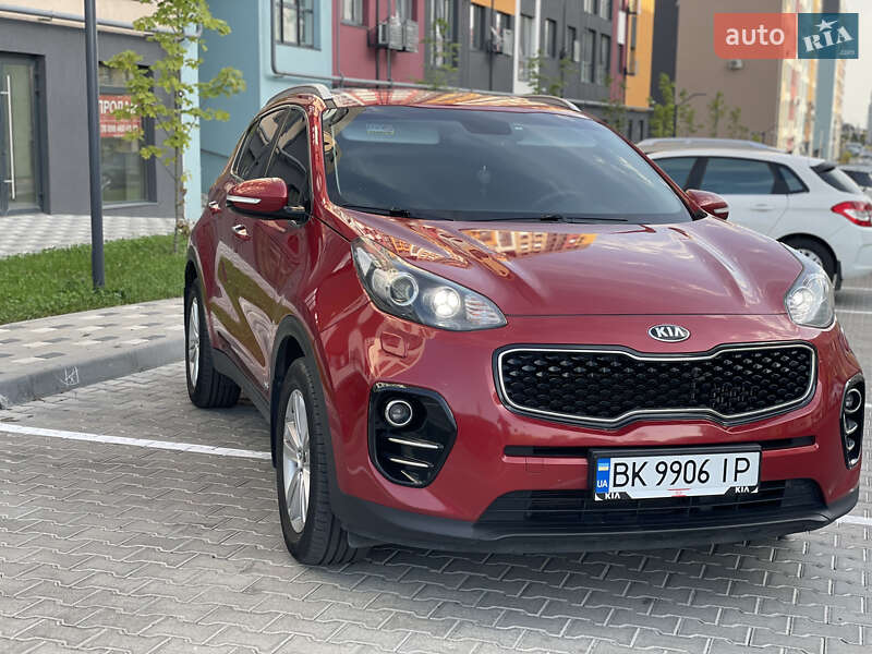 Внедорожник / Кроссовер Kia Sportage 2016 в Ровно