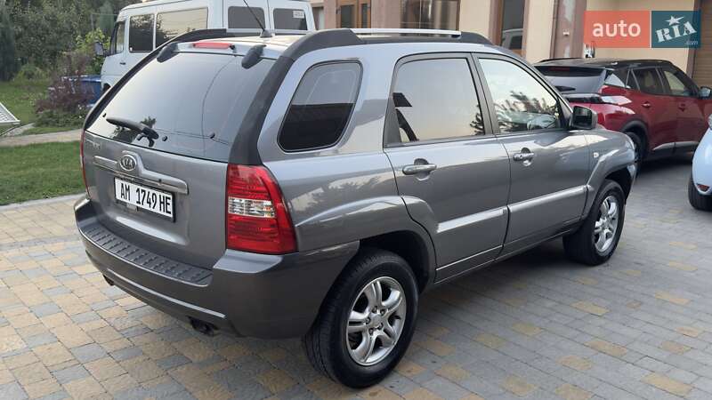 Внедорожник / Кроссовер Kia Sportage 2007 в Звягеле