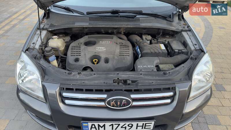 Внедорожник / Кроссовер Kia Sportage 2007 в Звягеле