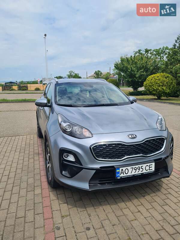 Внедорожник / Кроссовер Kia Sportage 2019 в Виноградове