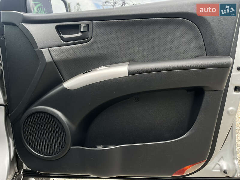 Позашляховик / Кросовер Kia Sportage 2007 в Харкові фото 21 Позашляховик / Кросовер Kia Sportage 2007 в Харкові