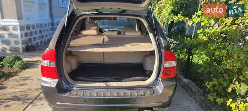Позашляховик / Кросовер Kia Sportage 2006 в Чемерівцях