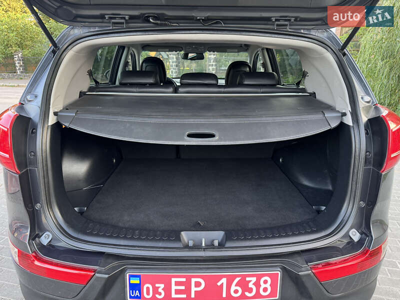 Позашляховик / Кросовер Kia Sportage 2011 в Радивиліві