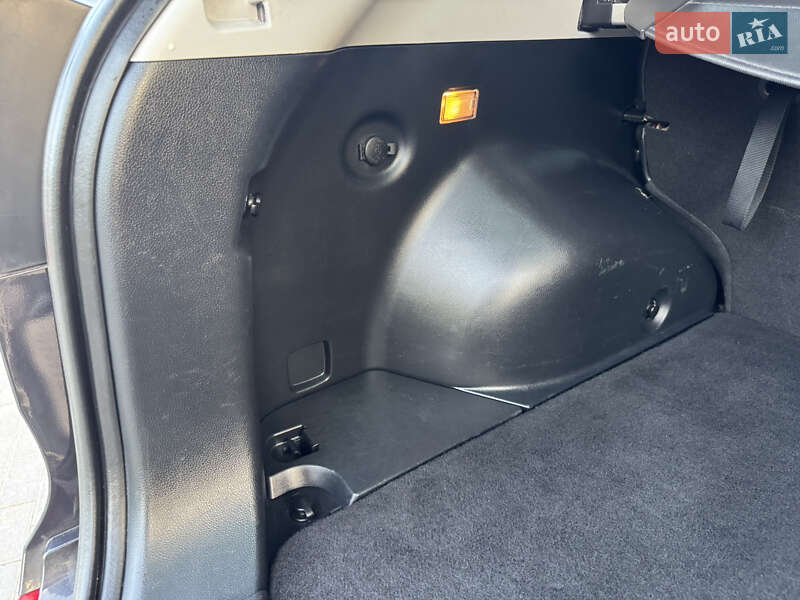 Позашляховик / Кросовер Kia Sportage 2011 в Радивиліві