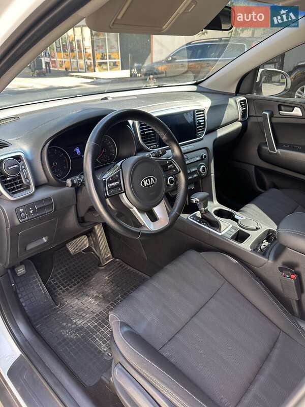 Позашляховик / Кросовер Kia Sportage 2021 в Львові